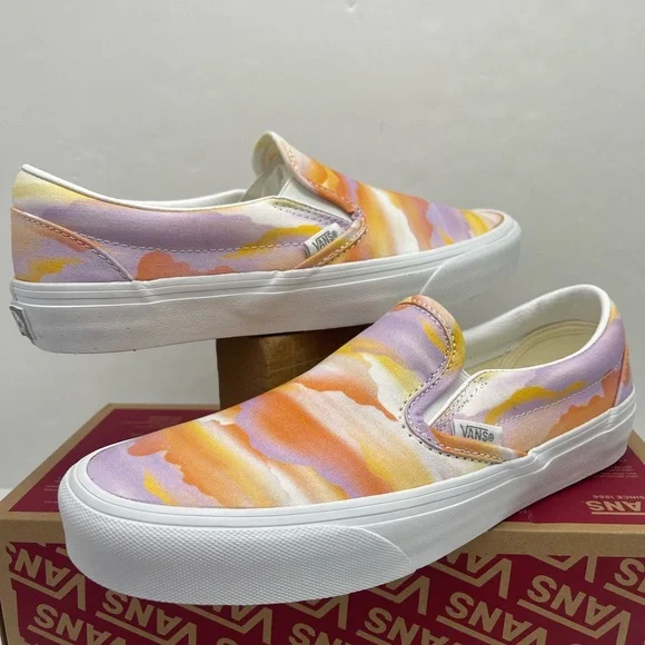 Vans WMNS Classic Slip-On
Festival Dream Multi Sneakers 
VN000BVZCYJ - Picture 13 of 16
